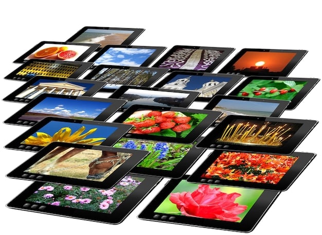 A split screen showing various streaming platforms (Netflix, Amazon Prime Video, Disney+) on different devices (TV, laptop, tablet, smartphone). The image illustrates the competition among streaming services and the diverse ways people access content, reflecting The Future of Streaming in Brazil: Predictions for 2025 and Beyond.